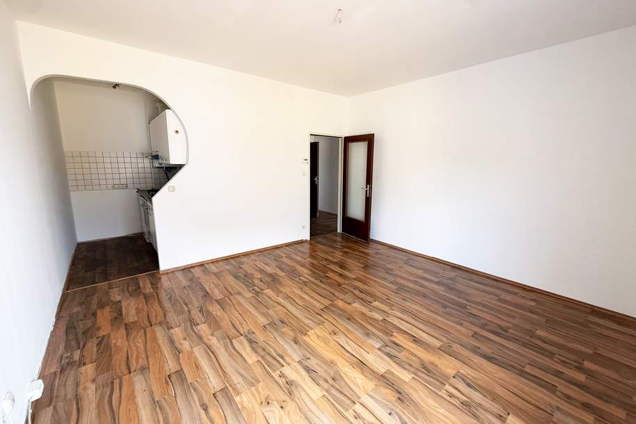 Eigentumswohnung mit TIEFGARAGENSTELLPLATZ inmitten von Laxenburg, Wohnung-kauf, 189.900,€, 2361 Mödling