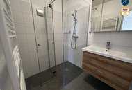 Neuwertige 2-Zimmer Wohnung mit 2 Loggien und Auto-Stellplatz