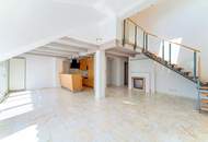Helle Maisonette-Wohnung mit Süd-Terrasse über den Dächern von St. Leonhard