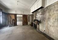 UNBEFRISTET - <> Repräsentative 7-Zimmer Altbauwohnung mit Blick auf das Rathaus – ca. 300 m² in bester Innenstadtlage - auch ideal als Büronutzung