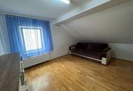 Einfamilienhaus zum Wohlfühlen mit uneinsehbarem Garten im Zehnerviertel von Wr. Neustadt!