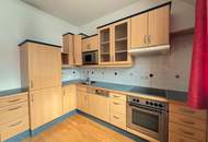 Teilmöblierte Dachgeschosswohnung mit Küche, 2 Zimmer Nähe U3 Ottakring