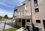 Ein Haus mit Blick zur Burg Kreuzenstein