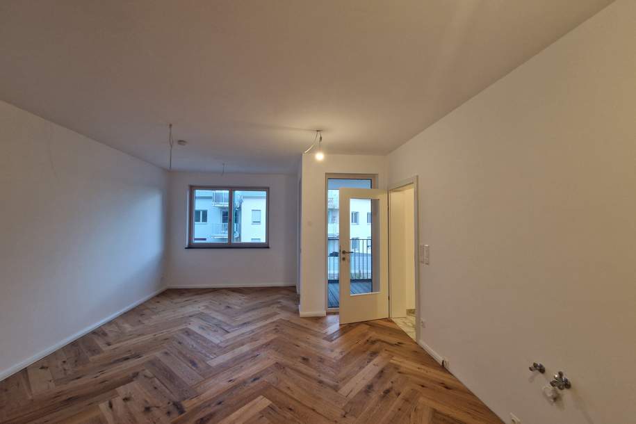 EINMALIGE CHANCE: TRAUMHAFTE BALKONWOHNUNG IN BEGEHRTER WOHNLAGE IM ERSTBEZUG MIT MÖGLICHKEIT AUF TIEFGARAGENPARKPLATZ, Wohnung-kauf, 245.000,€, 3430 Tulln
