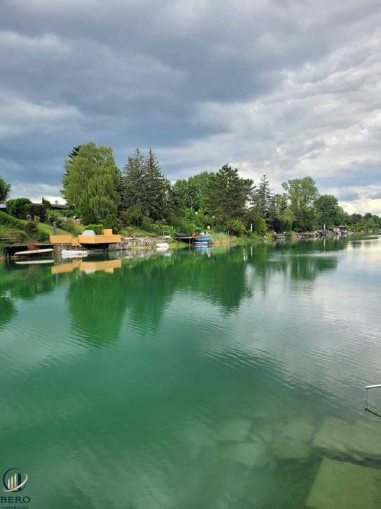 "RESERVIERT" -Leben am türkisblauen Wasser