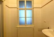 Viel Platz für die Familie oder WG: 4-Zimmer-Altbau-Wohnung im Hundertwasserviertel