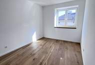 ERSTBEZUG | 3-Zimmerwohnung in neu ausgebautem Dachgeschoss einer Altbauperle | an der U1