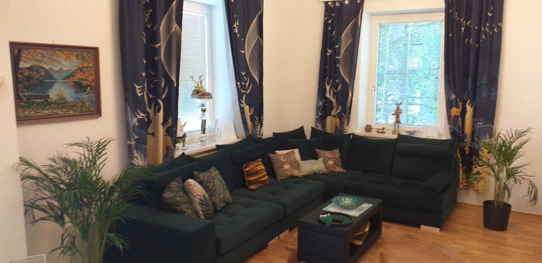 **Verkauft*** Bad Aussee: Herrliche Großwohnung mit Traumgarten