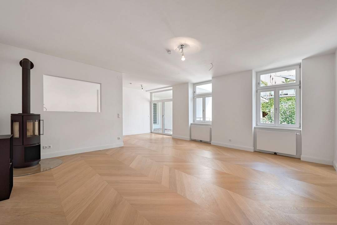 Moderne Altbauwohnung mit herrlicher Terrasse &amp; Loggia – in Toplage direkt beim Naschmarkt