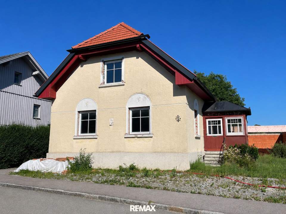 ***OPEN HOUSE Dienstag, 18. August 2026 von 16 - 18 Uhr*** Zentral gelegenes Wohnhaus in Andorf