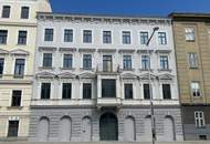 Sanierungsbedürftige Altbauwohnung mit Charme und Potential