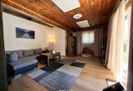 Kompakter, teilsanierter Bungalow in ruhiger Ortsrandlage - eigenes Grundstück!