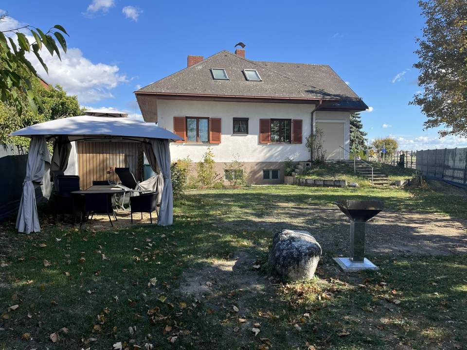 Gepflegtes Einfamilienhaus mit Aussicht und Garten in Leopoldsdorf im Marchfeld