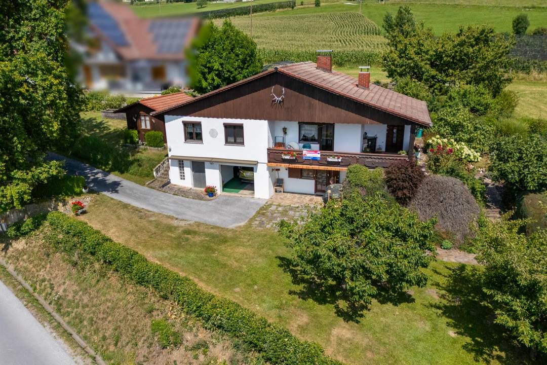 Wohnen wo andere Urlaub machen - Haus mit Traumaussicht nahe Stubenbergsee