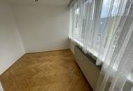 2-Zimmer-Wohnung, Univiertel