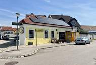 Geniales Stadthaus mit Pool, Poolhaus, großzügigem Wellnessbereich ... alles am neuesten Stand der Technik. Ein zusätzliches Büro/Lager von ca. 120m² als Nebengebäude ist vorhanden.