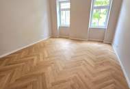 Stilvoll / Klein / Kompakt! Ruhige Seitengasse + U-Bahn um´s Eck + Blick ins Grüne + Viel Platz auf wenigen Quadratmetern + Hochwertige Ausstattung + Flügeltüren! Jetzt zugreifen!