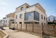Hochwertige DG-Wohnung in Gießhübl mit 2 Terrassen in ruhiger Lage zu mieten!