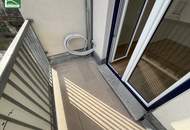 Erstbezug nach Sanierung - 3 - Zimmer mit Balkon im 6.Liftstock bei der U-Bahn - hell und sofort beziehbar inkl. Küche