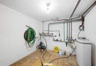 Energieeffizientes, großzügiges Einfamilienhaus mit Pool, sonnigem Garten und beheiztem Wintergarten!