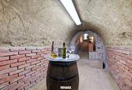 Charmanter Weinkeller mit Potenzial, Pizzaofen und Grünfläche in traditioneller Kellergasse – Wilfersdorf bei Mistelbach