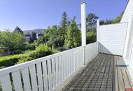 Modernes Reihenhaus mit drei Terrassen, kleinem Garten und Parkplatz in ruhiger Bestlage