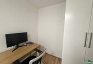 Perfekt für Singles oder Paare: Attraktive 2-Zimmer-Wohnung mit Balkon nahe U1