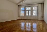 Traumhafte Altbau-Garçonnière nächst Pilgramgasse !