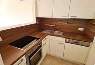 INNSTRASSE, FERNBLICK, unbefristete 97 m2 Dachgeschoß-Maisonette mit Loggia, 2 Zimmer, Komplettküche, Wannenbad, Parketten, gefördert