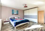 ENTZÜCKENDES KLEINFAMILIENHAUS MIT WEINKELLER / SCHÖNER GARTEN MIT TERRASSE, GRILLHÜTTE UND SCHUPFEN / VIEL POTENZIAL / RUHIGE SIEDLUNGSLAGE