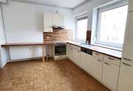 Großzügige 5-Zimmerwohnung + Essküche, 250 Meter vom LENDPLATZ entfernt, Balkon, WG-tauglich