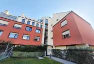 4-Zimmer-Dachgeschosswohnung mit Balkon nahe Alfred-Auer-Park