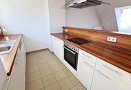 TERRASSENHIT, UNBEFRISTET, 84 m2 Dachgeschoß mit 64 m2 Terrasse, Wohnküche, 2 Zimmer, Wannenbad, Parketten, Fernblick, Holbeingasse