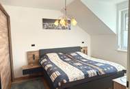 "Modernes Reihenhaus mit Pool, Keller, 2 Stellplätze&Garage!"