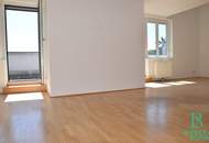 Aussergewöhnliche Dachterrassenwohnung mit Blick über Wien und Eigengarten!