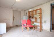 Großzügiges Einfamilienhaus mit Garten, Balkon und Garagen in 8230 Staudach – sanierungsbedürftig!