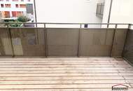 Helle 2-Zimmerwohnung mit Balkon!