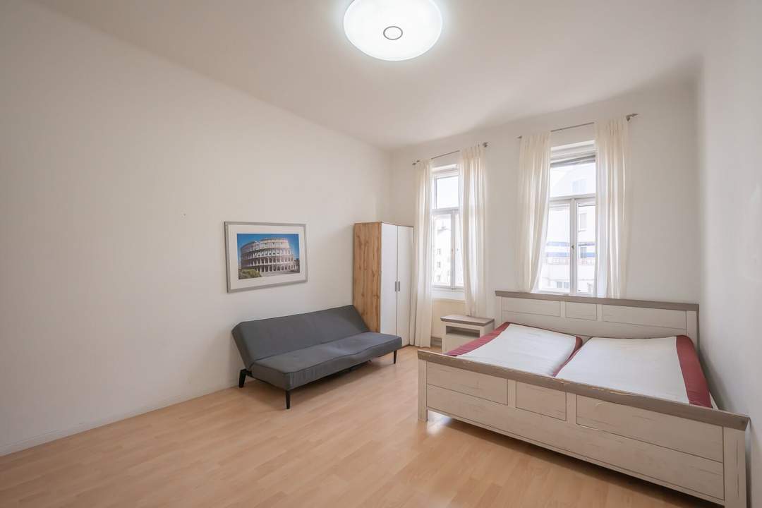 ++KLNB121++ sanierungsbedürftige 2-Zimmer-Wohnung in sehr guter Lage! - Airbnb/Kurzzeitvermietung Zustimmung aller Eigentümer vorhanden