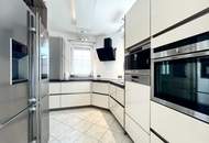 ABSOLUT IDYLLISCHE LAGE I Haus mit Ausbaupotenzial I großzügige Terrasse I 4-Autostellplätze I Garage &amp; Carport I Fußbodenheizung I Tischler Einbauküche I absolute Ruhelage