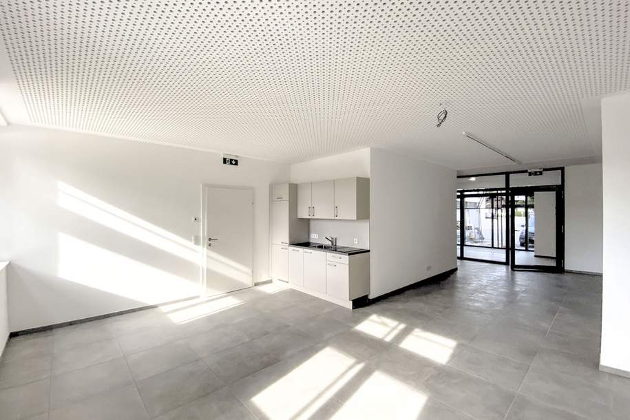 Attraktives Büro/Geschäftslokal + Lager, Gewerbeobjekt-miete, 1.206,00,€, 4894 Vöcklabruck