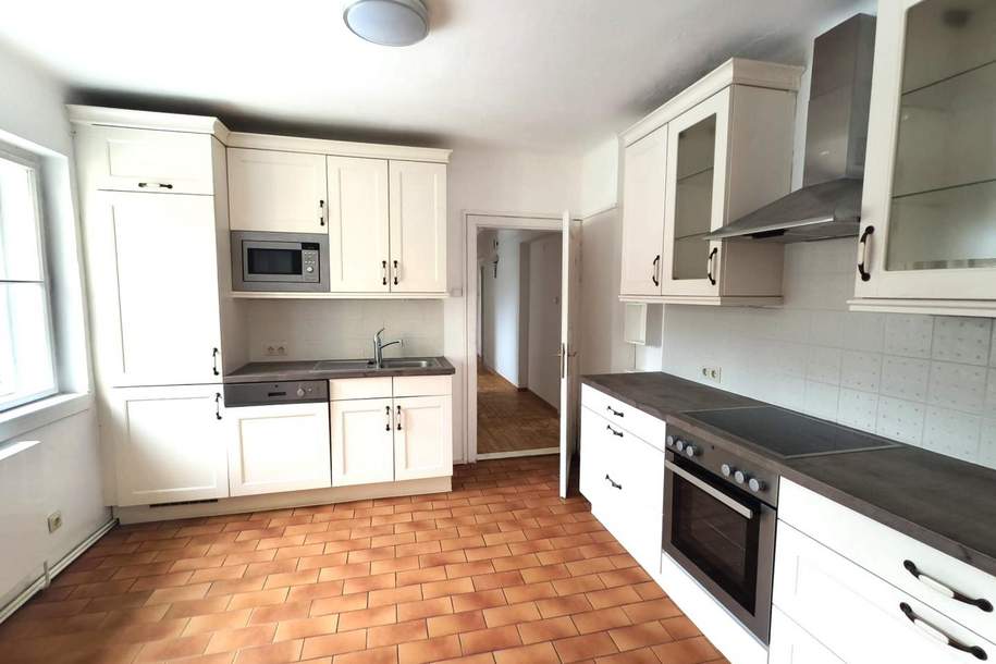 Landhaus zur Miete mit großem Garten und Nebengebäuden, Haus-miete, 2.100,00,€, 3100 Sankt Pölten(Stadt)