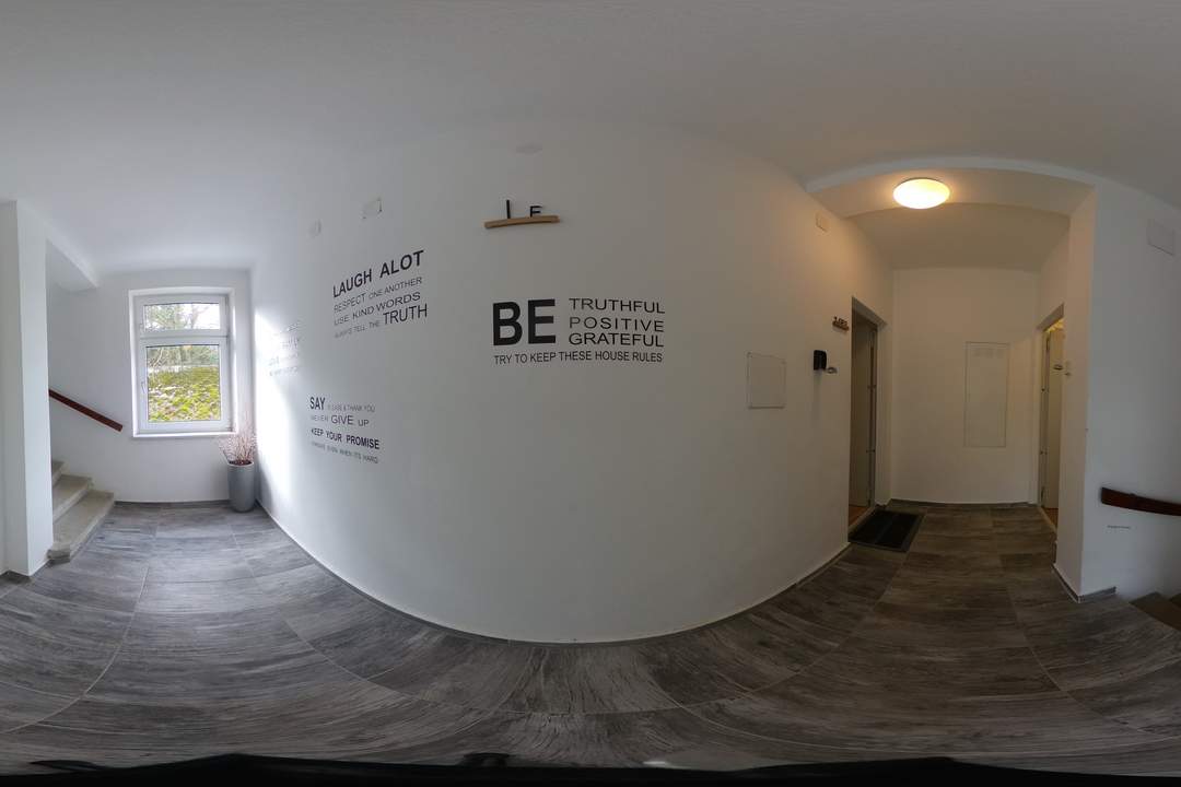 "WOW! Nicht einfach nur wohnen, sondern, ...!"