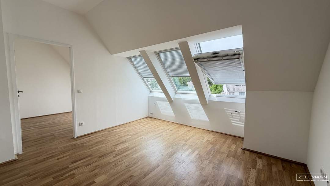 NEUE, helle und freundliche 2 Zimmer Wohnung | ZELLMANN IMMOBILIEN