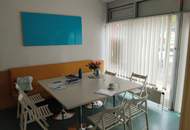 Vielseitig nutzbare (optional vollmöblierte) Geschäfts-/Ordinationsfläche im florierenden Einkaufs-/Vitalzentrum Muldenstraße mieten und von der hohen Kundenfrequenz profitieren! Provisionsfrei!