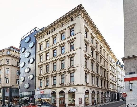 Eleganz im Herzen Wiens: Erstklassige Geschäftsfläche am Bauernmarkt zu mieten