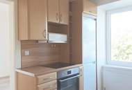 Sanierte 4 Zimmer Wohnung im Haus mit einem großen Garten