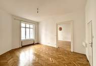 Hoflage mit Grünblick! Stilaltbau im Schottenfelder Hof in der Westbahnstraße!