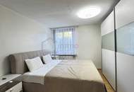 Götzis - Helle Eigentumswohnung im obersten von drei Stockwerken, 3 Zimmer, Loggia mit Glasfront zum Öffnen oder Schließen, 77 m2 + 9 m2 Loggia, Gesamt 86 m2, inkl. 1 TG und 1 Kellerabteil.