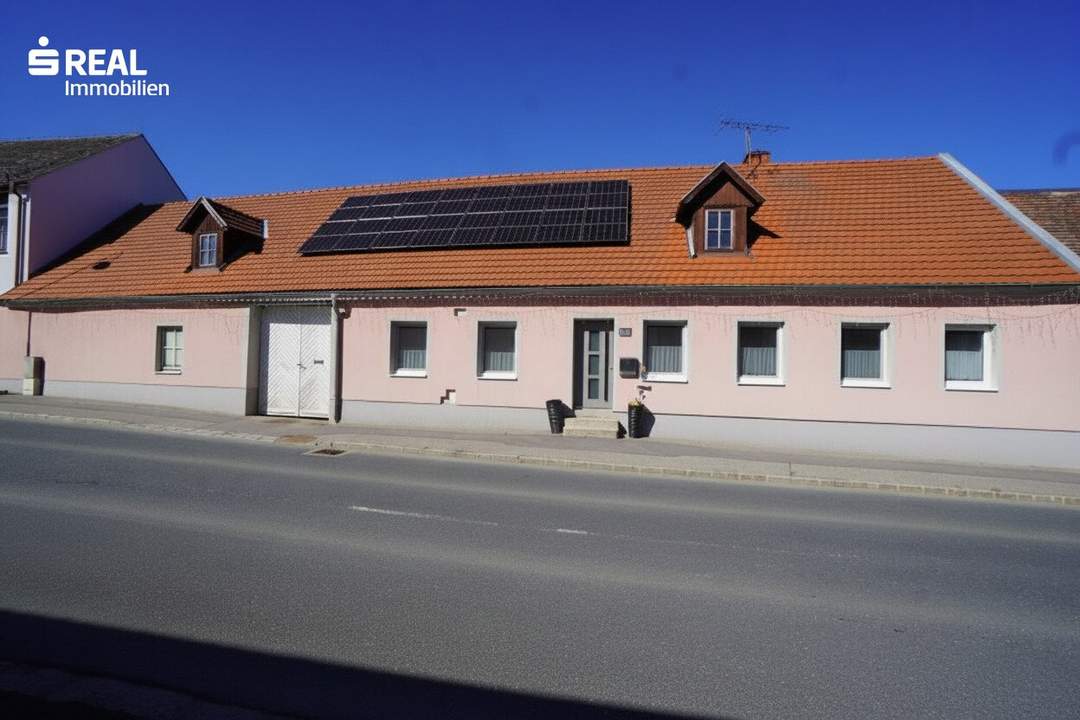 Saniertes Landhaus mit großem Gartengrundstück Nähe Horn