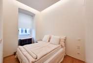 Luxuriöse Altbauwohnung in einem prächtigen historischen Haus in der Nähe des Servitenviertels und des Lycée
